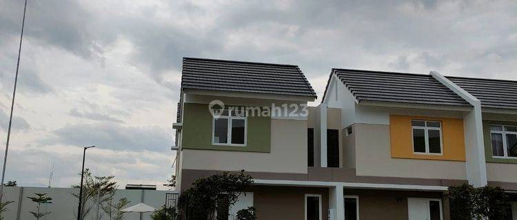 Dijual Cepat Rumah di Dayana Summarecon Bandung 1