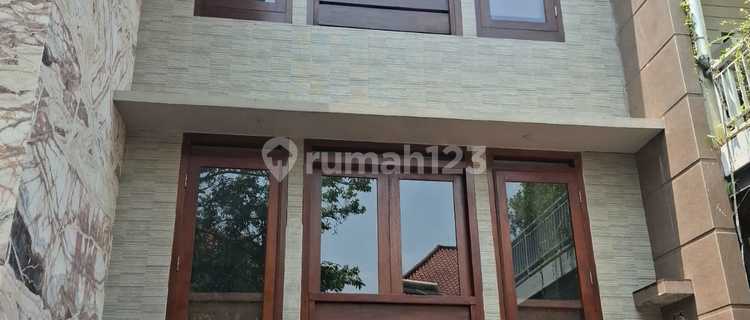 TWO-STORY HOUSE IN KOTA BARU PARAHYANGAN 1