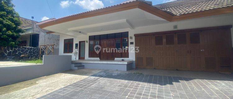 Jual Murah Rumah Luas Baru Renov Lingkungan Asri Dan Nyaman. 10 Menit Ke Stasiun Dan Terminal Depok, Perumahan Bukit Novo, Depok 1