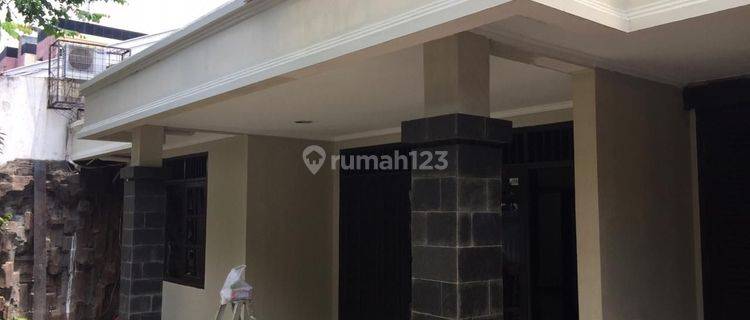 Slipi Palmerah Utara Rumah Murah Jalan Besar Cocok Investasi Atau Kos-Kosan Exlusif, Sangat Dekat Tol Dalam Kota, Tanah Abang, Semanggi, Gatot Subroto, Kampus Binus Area 1