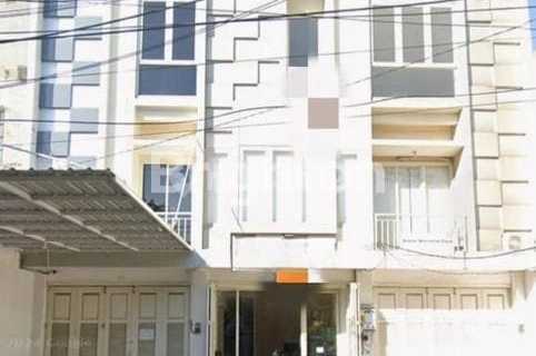 New Shop House For Sale On Mulyosari Zero Street 1