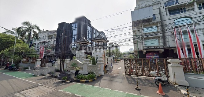 Sewa Ruko 3,5 Lantai, Luas 262m2 di Ruko Permata Senayan 1