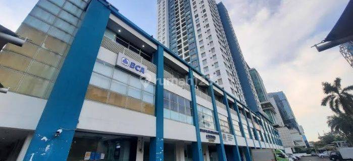  Dijual Ruko 3 Lantai, Luas 236m2 di Di Panjaitan, Cawang 1