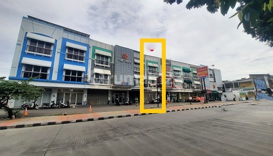 For Sale 3.5 Story Shop House, Area 216m2 in East Rawajati 1