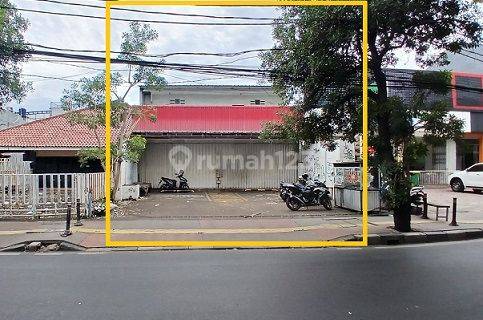 Disewakan Bangunan Komersial, Luas 180m2 di Jatiwaringin Raya  1