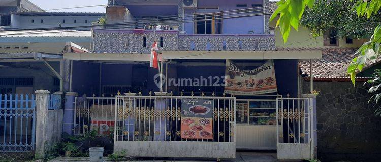 Dijual Rumah 2LANTAI Daerah Sukajaya  1