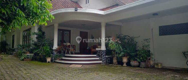 Rumah Bergaya Classic Jsayap Jalan Sukajadi Cocok U Resto Or Kantor 1