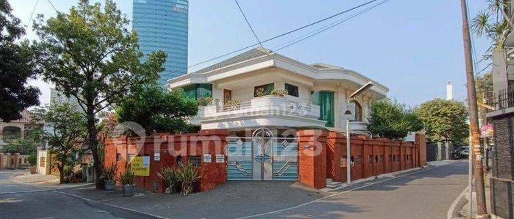 Bendungan Hilir Disewakan Rumah Cantik Siap Huni Hoek 1