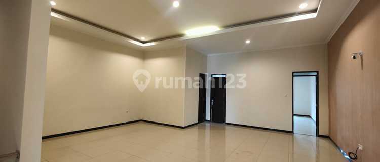 Rumah di Dalam Konplek Mekarwangi Bandung 1