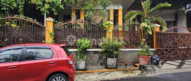 For Quick Sale: Exclusive Boarding House in the City Center, 90% Occupied. 1