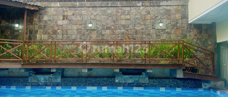 Rumah Lux Balikpapan Baru Full Furnished 4 Bed Super Besar 1