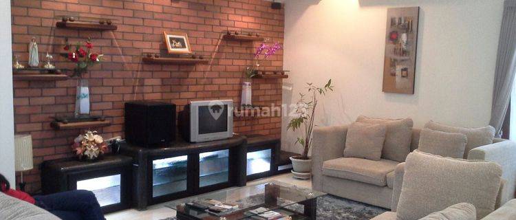 Dijual Rumah Lux 1 Lantai Full Furnished Dengan Kolam Renang 1