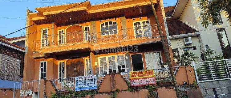 Dijual cepat rumah besar dan lebar  Balikpapan Baru  furnished 1