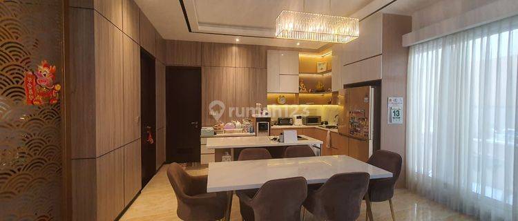 Dijual Rumah Mewah Golf Island PIK 10x15 Full Furnish Owner Mau Jual Cepat 1