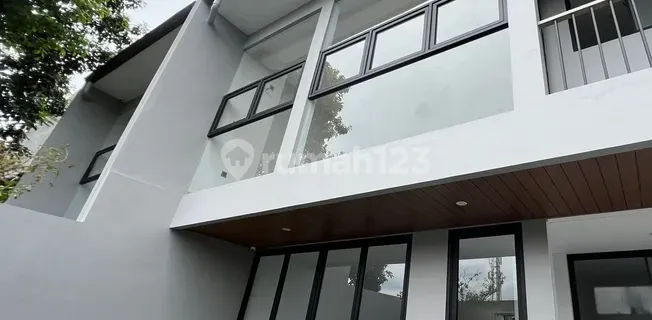 Dijual Rumah Baru Babakan Jeruk Pasteur Bandung 1