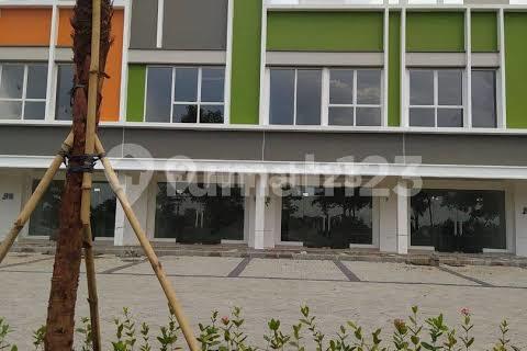Operational Shop House Already Crowded and High Occupancy in Gading Serpong 1