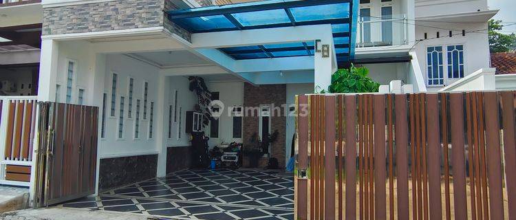 Rumah mewah 3 lantai imam Bonjol bandar Lampung 1