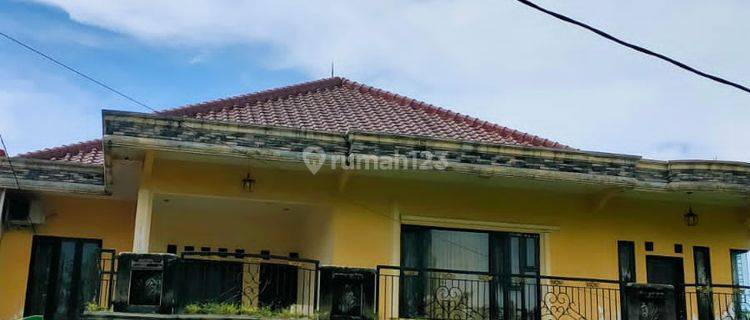 Rumah Tanah Besar Dalam Komplek Di Paswalpres Kota Batu 2 Lantai  1