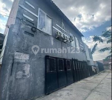 Fajar Indah Exclusive Girls' Boarding House Fully Furnished 1