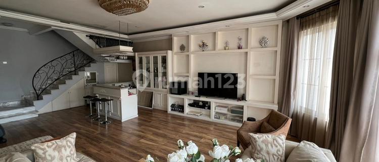 Dijual Cepat Rumah Mewah Mayang Permai. Full Furnished Sudah Renovasi. Siap Huni. Nego 1