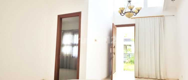 Rumah Siap Huni di Graha Candi Golf 1