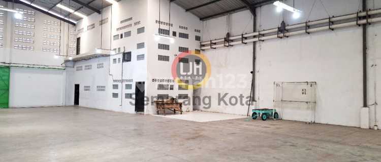Ready-to-use warehouse in Terboyo Megah 1