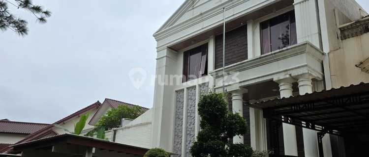 Rumah Semi Furnished di Taman Giri Loka BSD, Tangerang Selatan 1