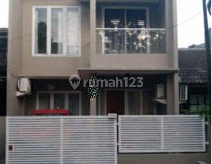 Rumah Bagus Sektor 4 Bintaro Jaya 1