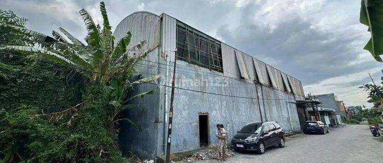 Dijual Bangunan Hitung Tanah Dekat Kampus Its Cocok Gudang Bangun Kos  1