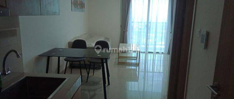  Apartemen Embarcadero Suites 2 Kamar Tidur Furnished Baru 1