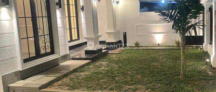  Rumah Baru Modern Clasic Cakep Ada Di Bintaro 1