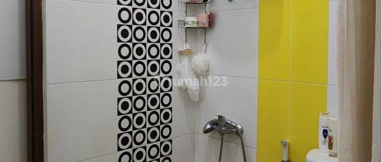 Rumah di Kota Baru Parahyangan, 1,5 lantai Semi furnished 1