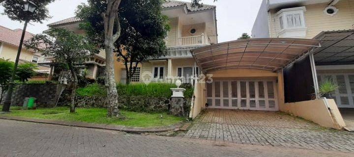 Rumah di Kota Baru Parahyangan Bandung Barat, Mewah Ala Eropa 1