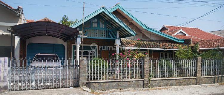 Rumah Induk + 9 Kost 410 m² Dekat Kampus Juga Kantor Jl Suma 1