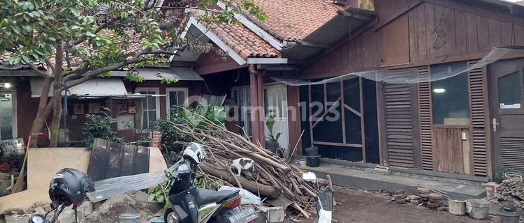 Rumah ada gudang, luas 420 m² Jl Babakan Sukatma, Cicaheum 1