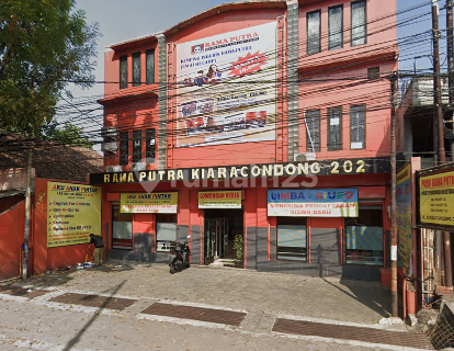 3-story building, facing east on Kiaracondong Street 1