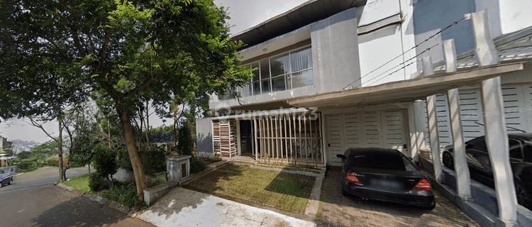 Rumah Hook, View Plus Taman di Citra Green Dago, Dekat Puncrut 1