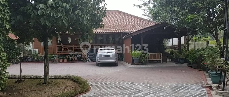 Rumah villa 2400 m² area Warung Seuseupan di Cugenang, Cianjur # 1