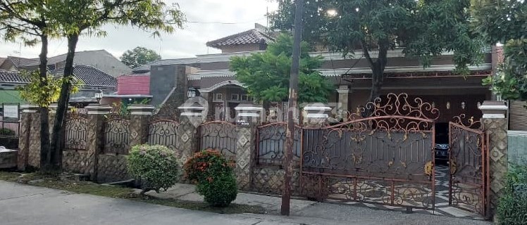 Rumah Besar Tingkat & Luas 417 M², Furnish, Jl. Kartasasmita # 1