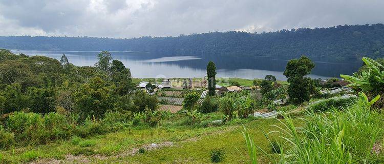 Land with a beautiful view of Lake Buyan is only 500 meters from the lake 1