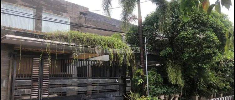 Dijual Rumah Ada Kolam Renang Manyar Kartika Surabaya Pusat  1