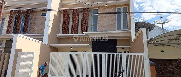 Dijual Rumah Manyar Kerta Adi Surabaya 1