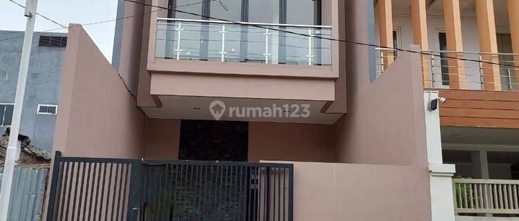 Dijual Rumah Baru Mulyosari Tengah Surabaya 1