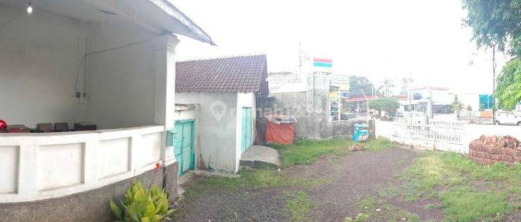 BARANG LANGKA HITUNG TANAH SAJA Rumah Lama Pusat Kota Banyuwangi 1