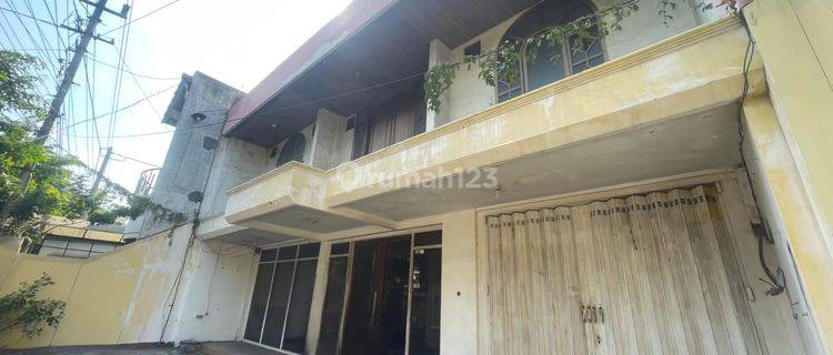 Pusat Kota Rumah 2 Lantai Dr Soetomo Gresik 377m2 Murah Jalur Ramai Cocok Utk Bank, Klinik, Kantor Dll 1