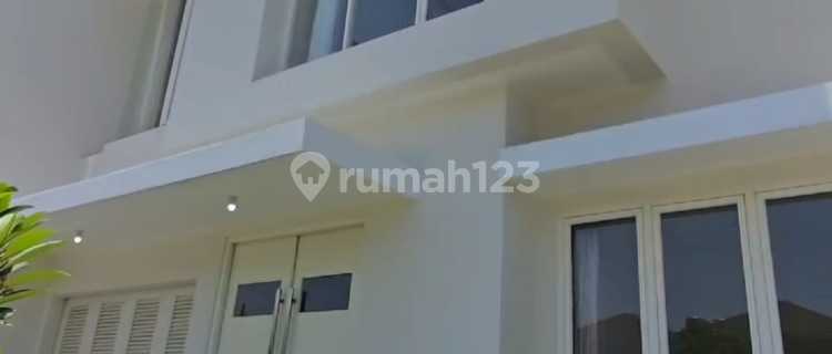 Premium Location East Surabaya Manyar Garden Regency Surabaya 2 Floors New Ready to Live In 1