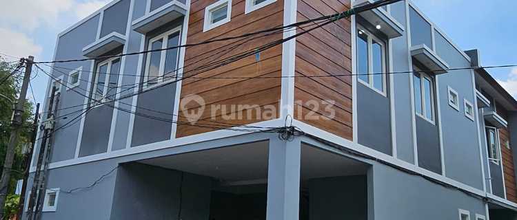 Kutisari Boarding House Surabaya, 400 Million IDR Capital, New Units, 7 Rooms, Near Petra University. 1