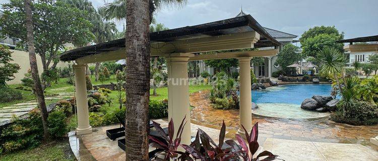 Rumah Hoek Siap Huni Private Pool Ada Gazebo, SHM Bsd City 1