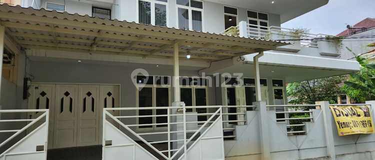 Rumah Hook Pondok Indah Lt 219 M² Siap Huni Lokasi Premium 1