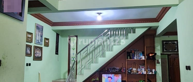 Very Sturdy House, 3rd Floor Full Concrete Slab in Kopo Permai 1